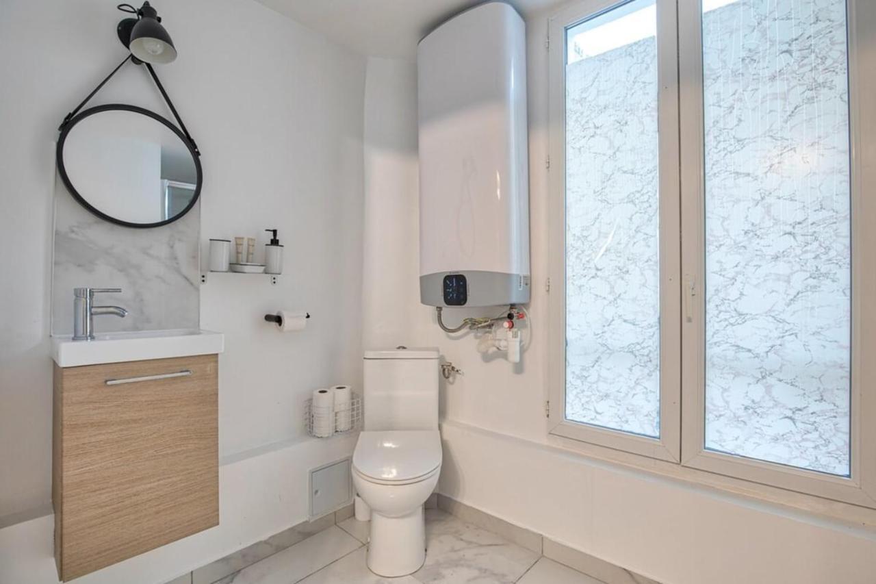 Charming Studio At Republique - 2P Apartment Париж Екстериор снимка