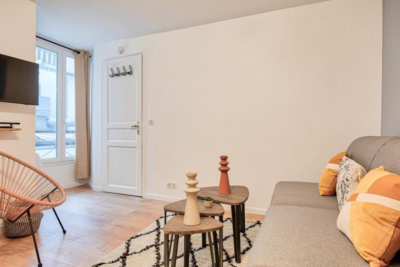 Charming Studio At Republique - 2P Apartment Париж Екстериор снимка